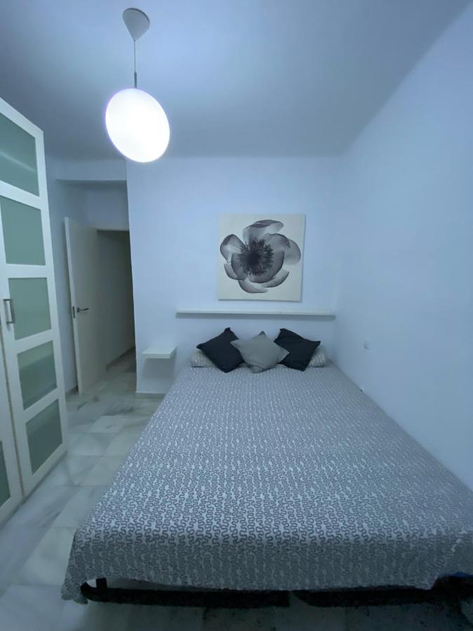 Beautiful Apartment In Historic City Center Sewilla Zewnętrze zdjęcie